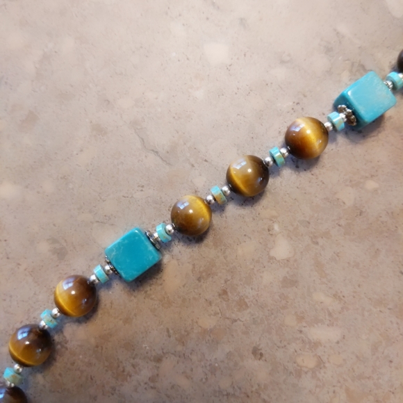 Cat's Eye/Turquoise and Gold Tone Beaded Necklace 25 in - Picture 6 of 6